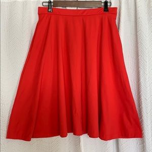 Flair skirt with pockets